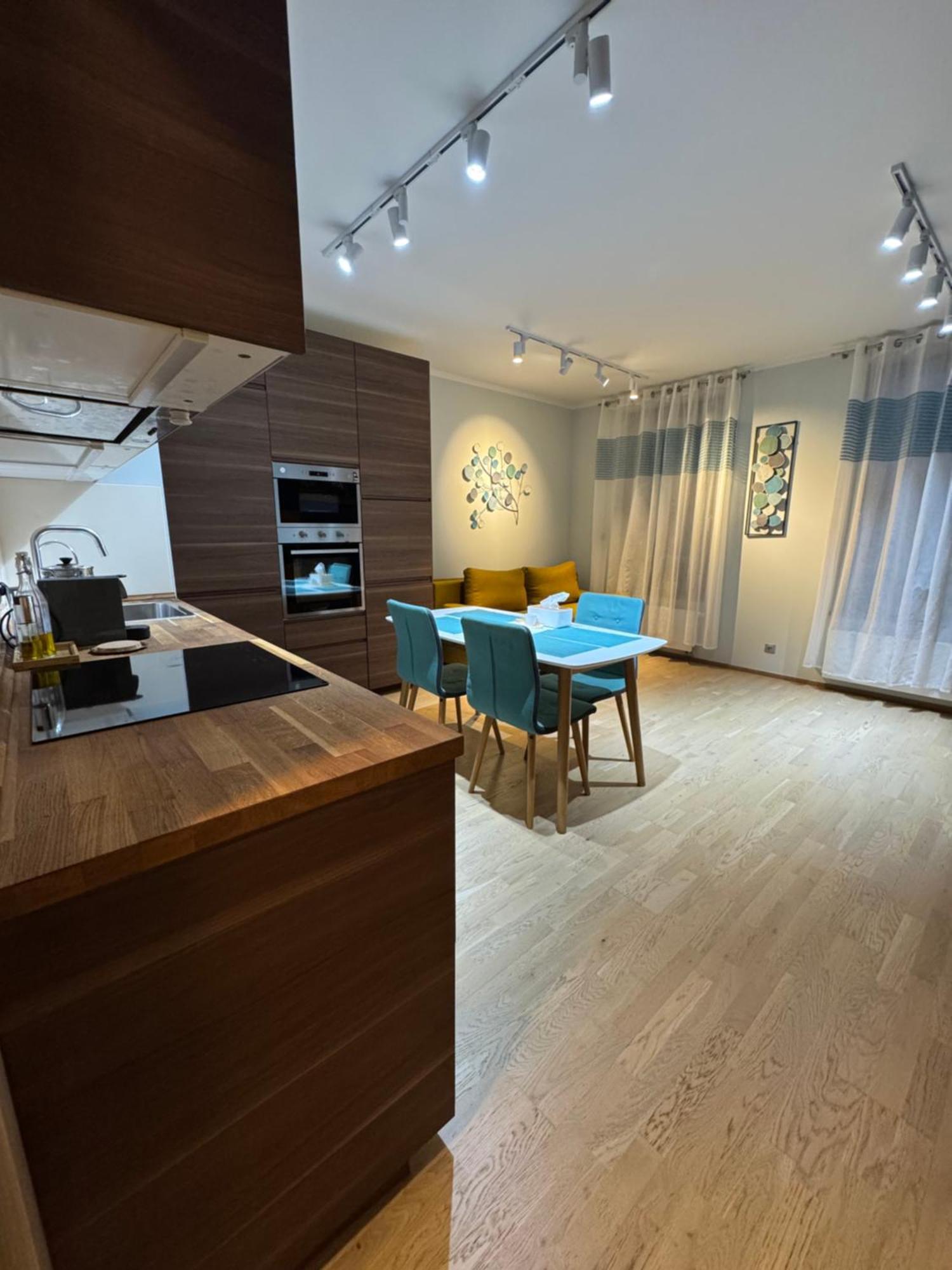 Apartment Cozy Apt - Parking & All Amenities Prague